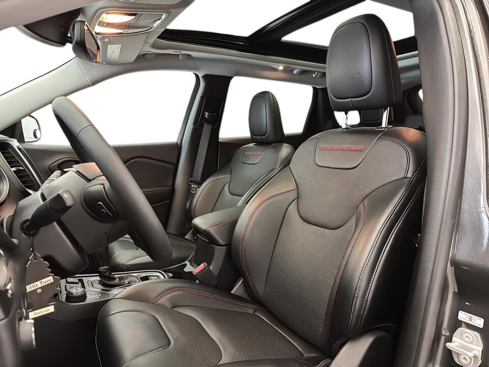 2023 Jeep Cherokee  - Desmeules Chrysler