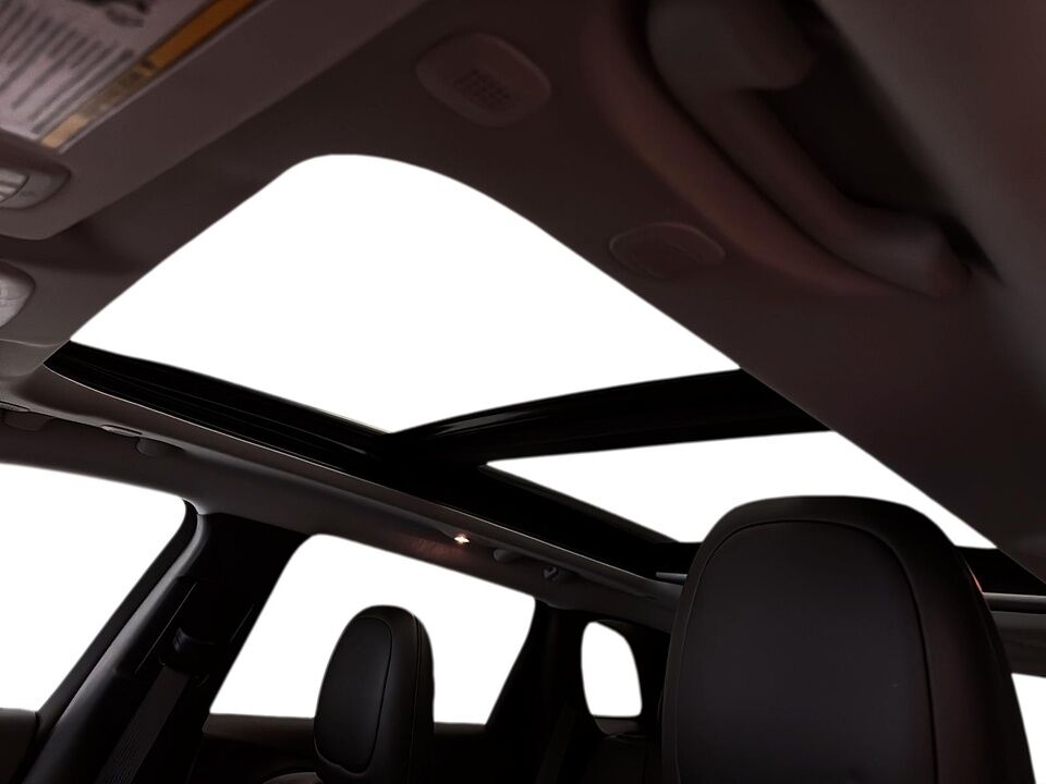 2023 Jeep Cherokee  - Desmeules Chrysler