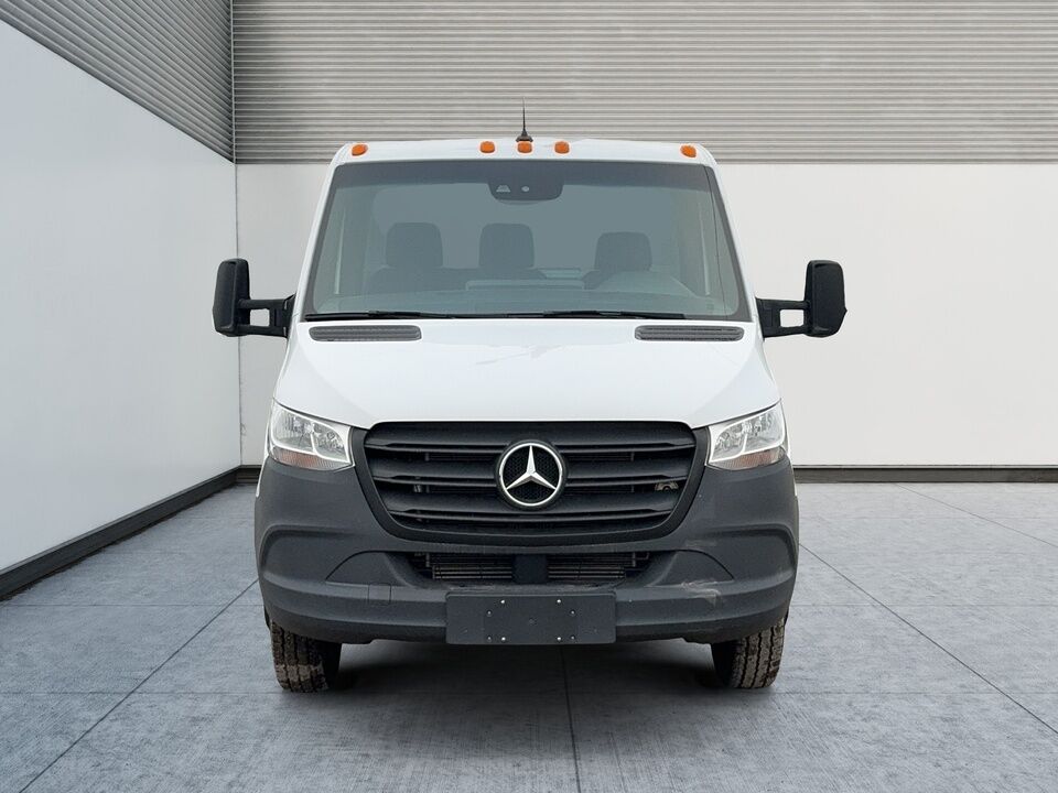 2022 Mercedes-Benz Sprinter Cab Chassis  - Desmeules Chrysler