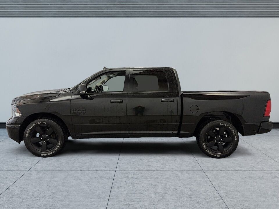 2022 Ram 1500 Classic  - Blainville Chrysler