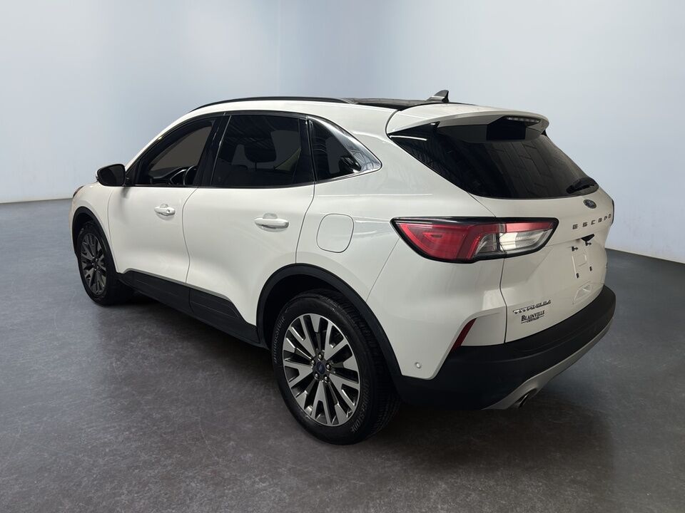 2020 Ford Escape  - Desmeules Chrysler