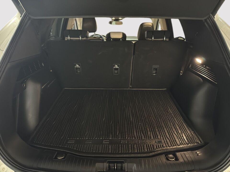 2020 Ford Escape  - Desmeules Chrysler