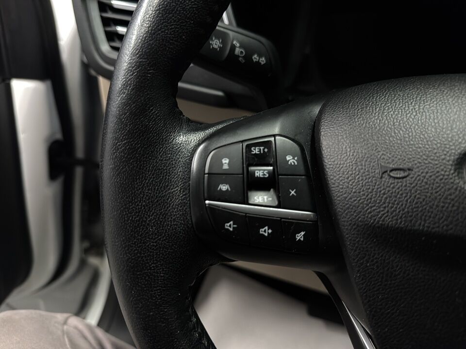 2020 Ford Escape  - Desmeules Chrysler