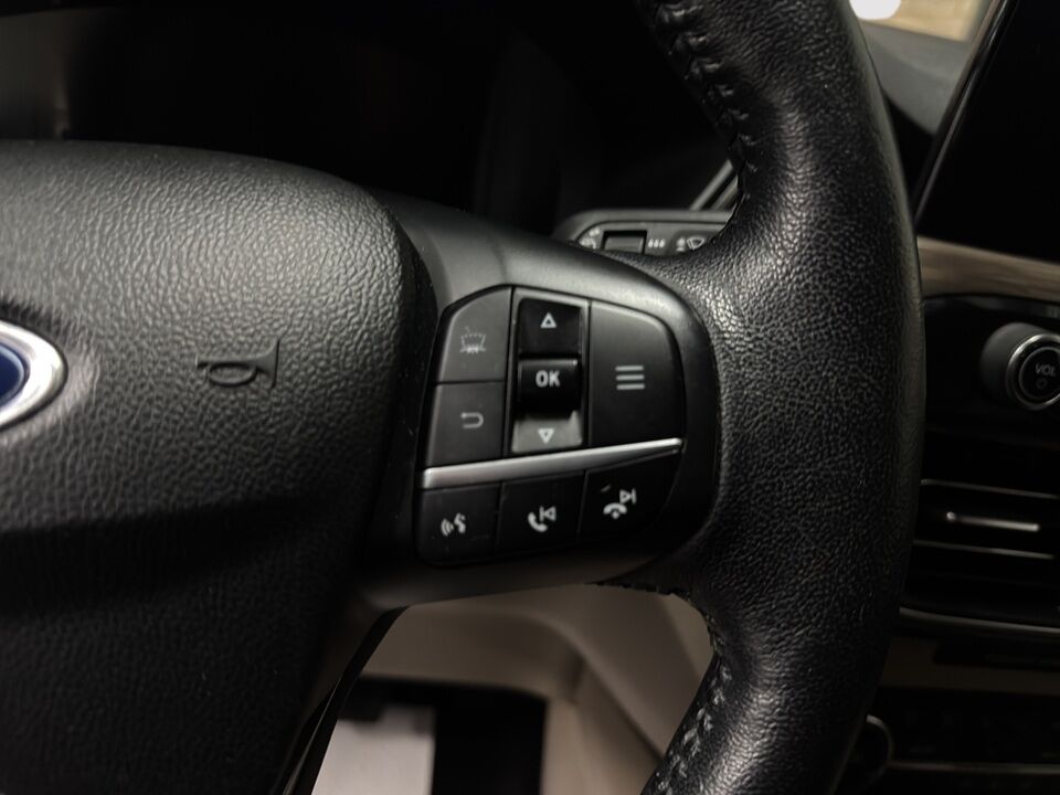 2020 Ford Escape  - Desmeules Chrysler