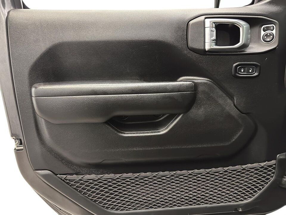 2021 Jeep Wrangler  - Desmeules Chrysler