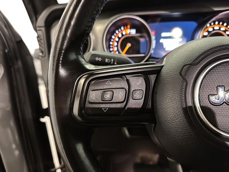 2021 Jeep Wrangler  - Desmeules Chrysler