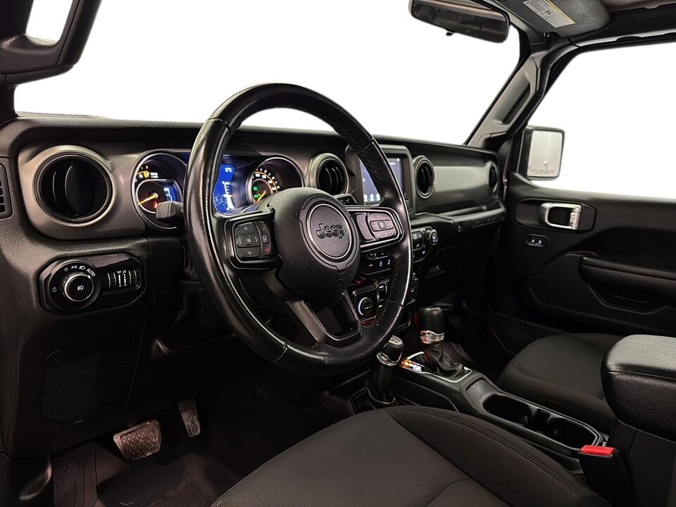 2021 Jeep Wrangler  - Desmeules Chrysler