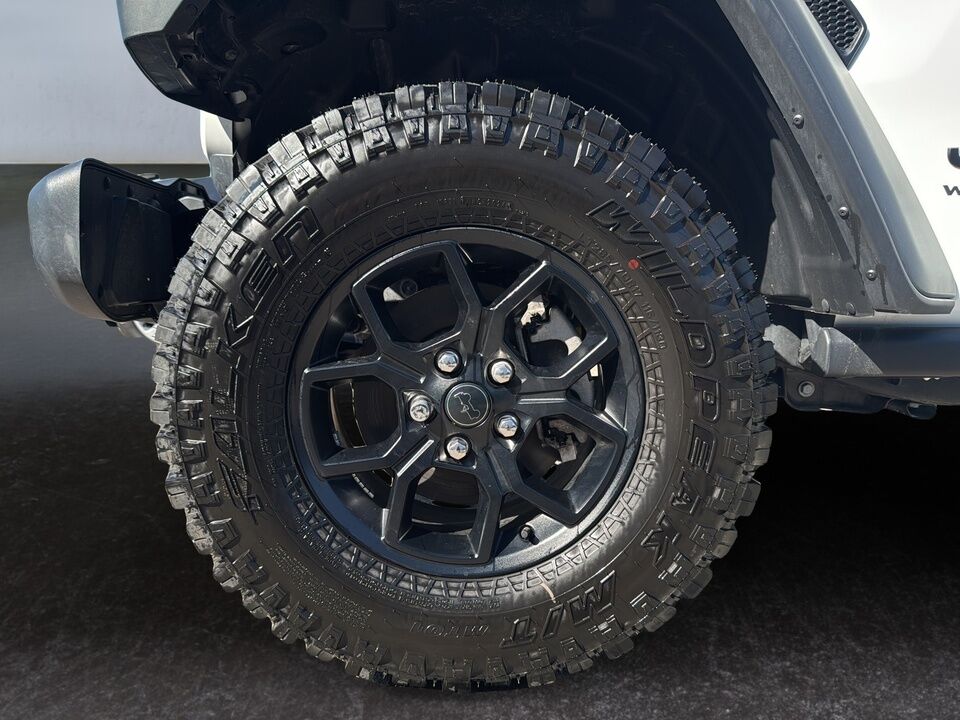 2025 Jeep Wrangler  - Desmeules Chrysler