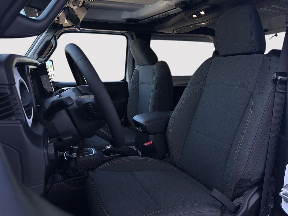 2025 Jeep Wrangler  - Desmeules Chrysler