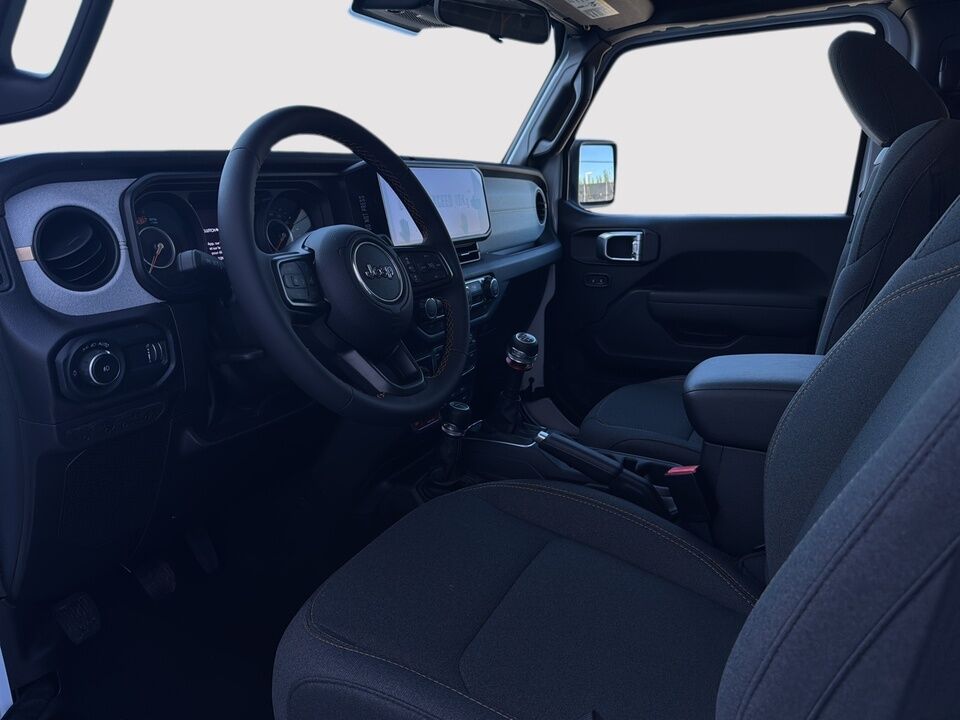 2025 Jeep Wrangler  - Desmeules Chrysler
