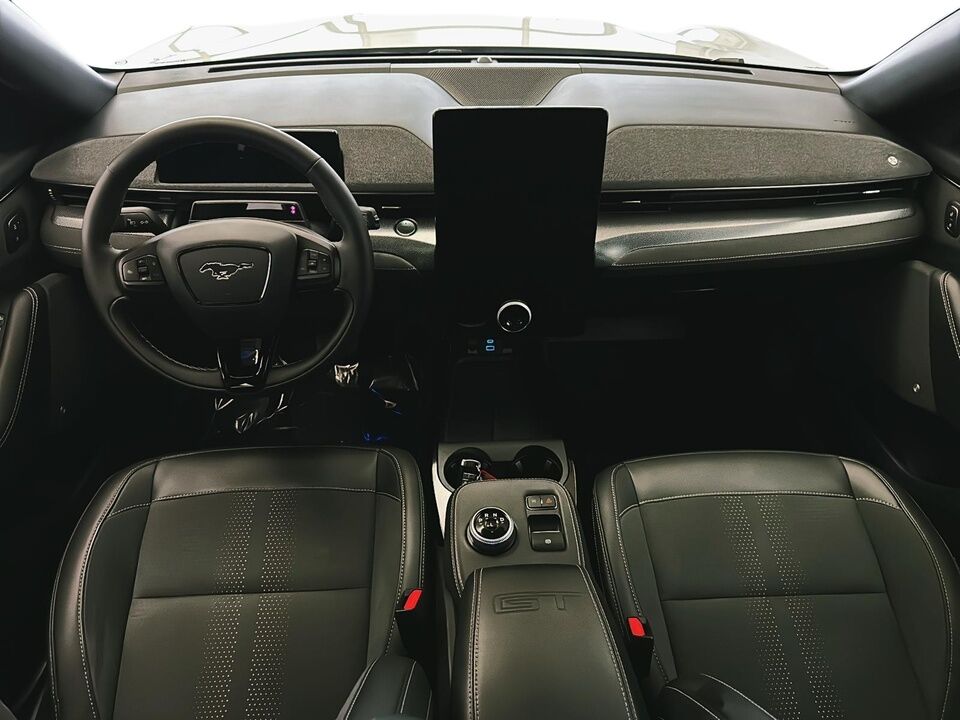 2022 Ford Mustang Mach-E  - Desmeules Chrysler