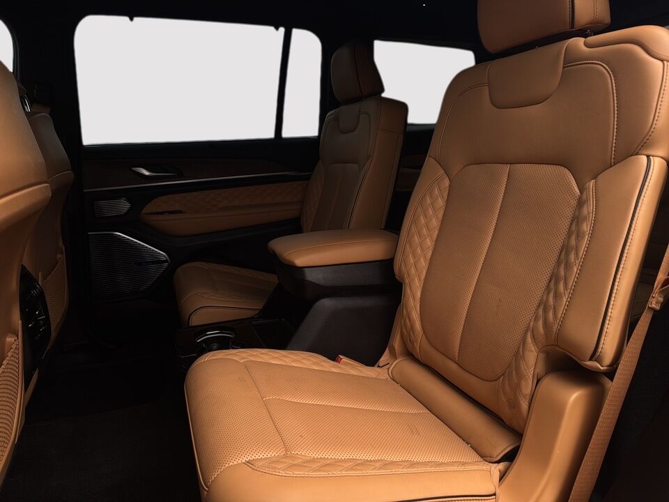 2022 Jeep Grand Cherokee  - Desmeules Chrysler