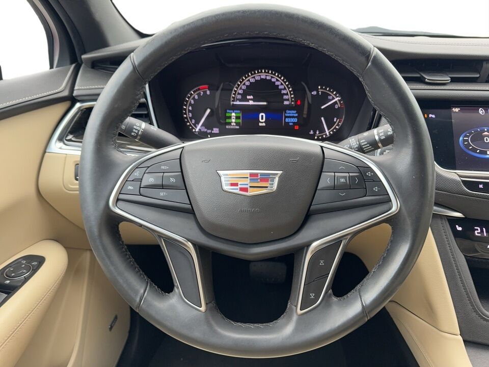 2017 Cadillac XT5  - Desmeules Chrysler