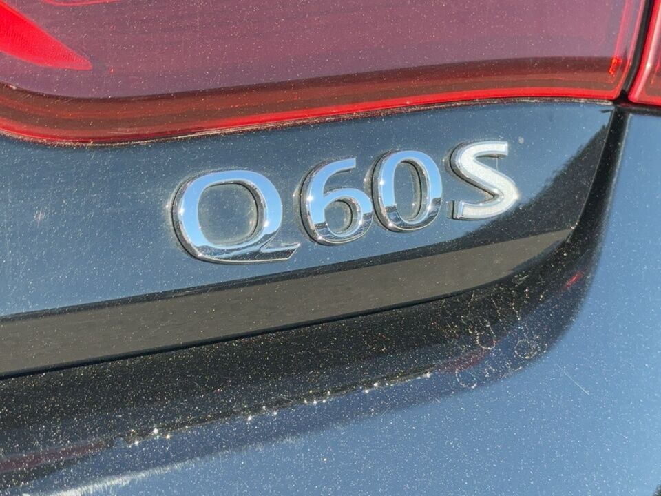 2018 Infiniti Q60  - Desmeules Chrysler