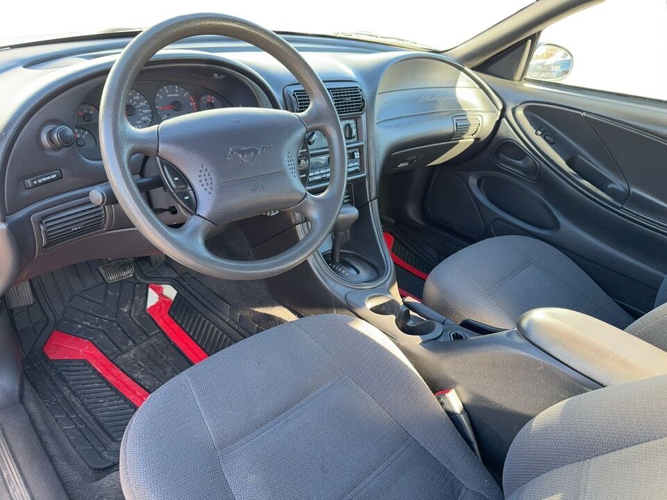 2000 Ford Mustang  - Blainville Chrysler