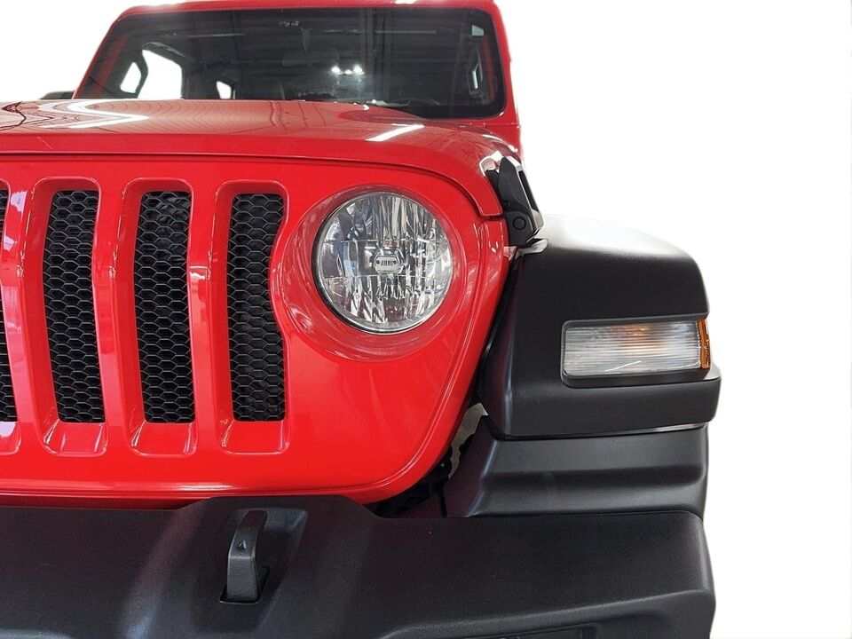 2022 Jeep Wrangler  - Blainville Chrysler