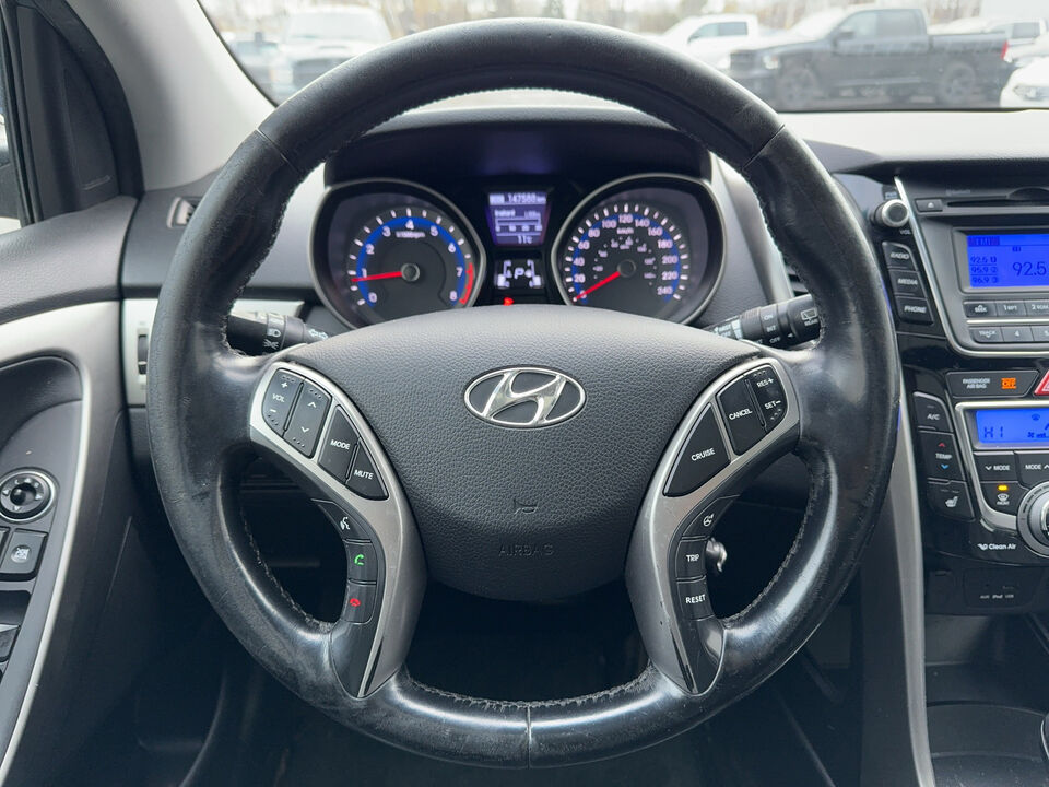 2013 Hyundai Elantra  - Blainville Chrysler