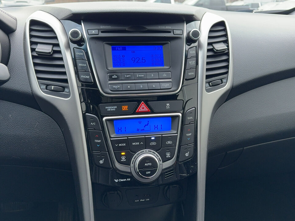 2013 Hyundai Elantra  - Blainville Chrysler