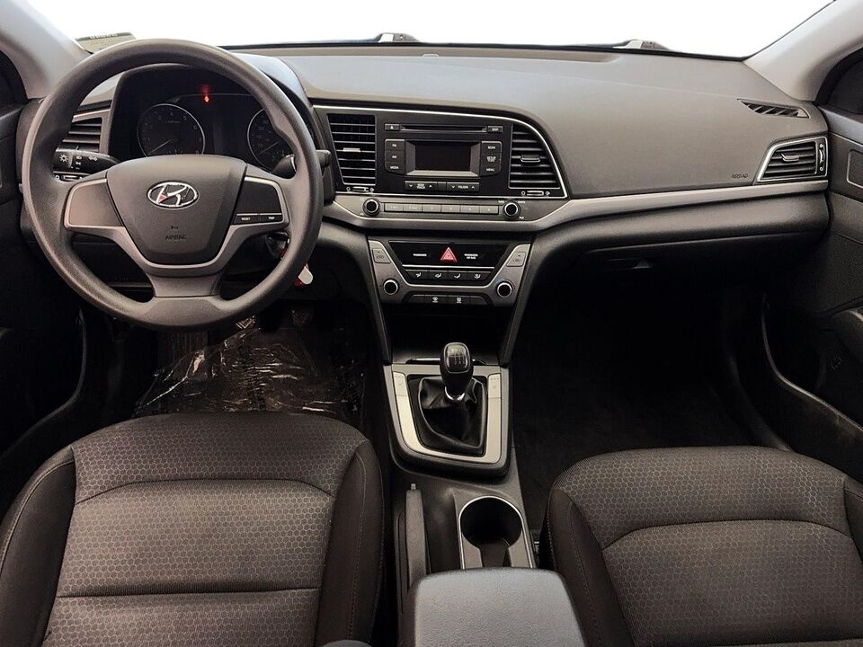 2017 Hyundai Elantra  - Blainville Chrysler