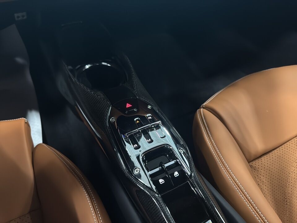 2024 Ferrari 296 GTB  - Desmeules Chrysler