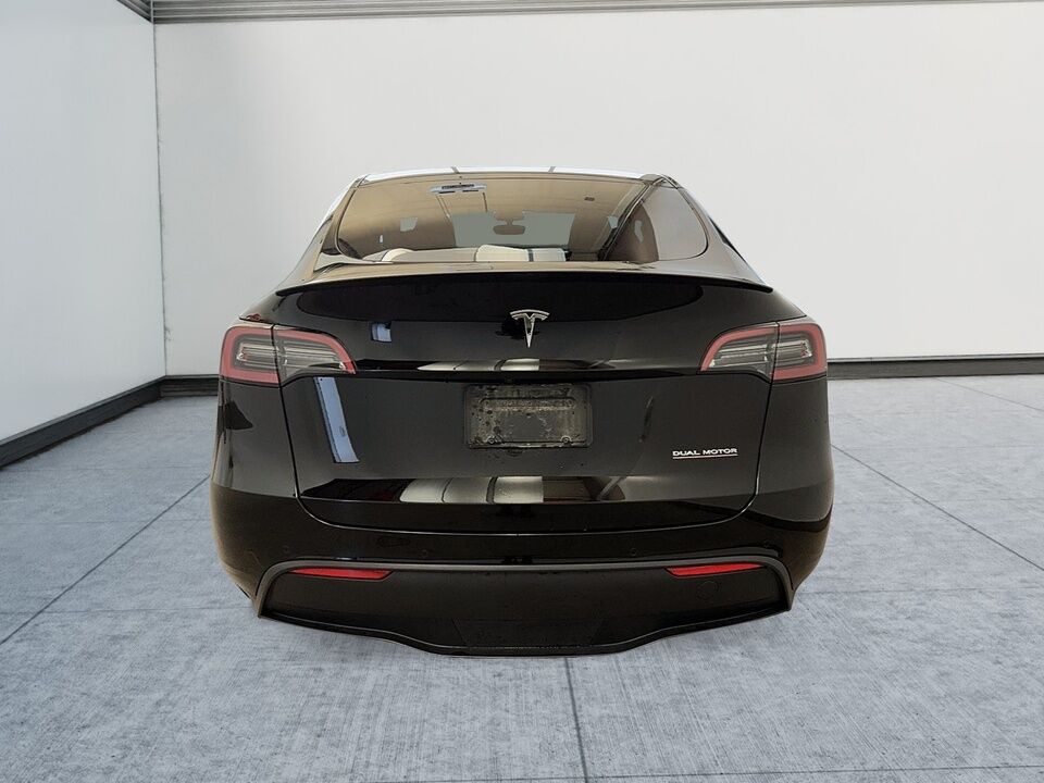 2022 Tesla Model Y  - Desmeules Chrysler