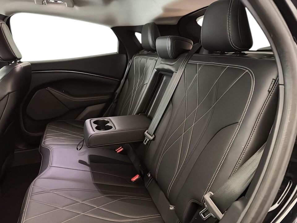 2022 Ford Mustang Mach-E  - Desmeules Chrysler