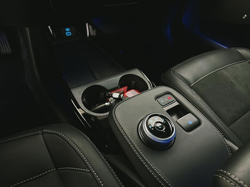 2022 Ford Mustang Mach-E  - Desmeules Chrysler