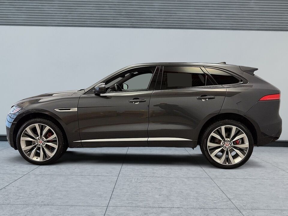 2020 Jaguar F-PACE  - Desmeules Chrysler