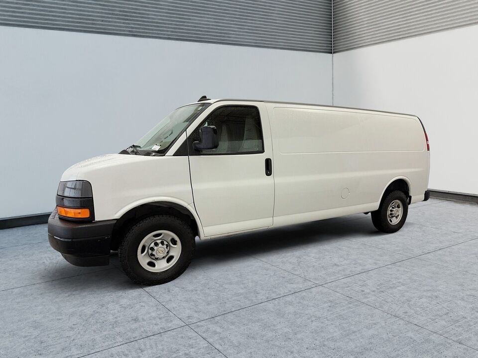 2022 Chevrolet Express  - Desmeules Chrysler