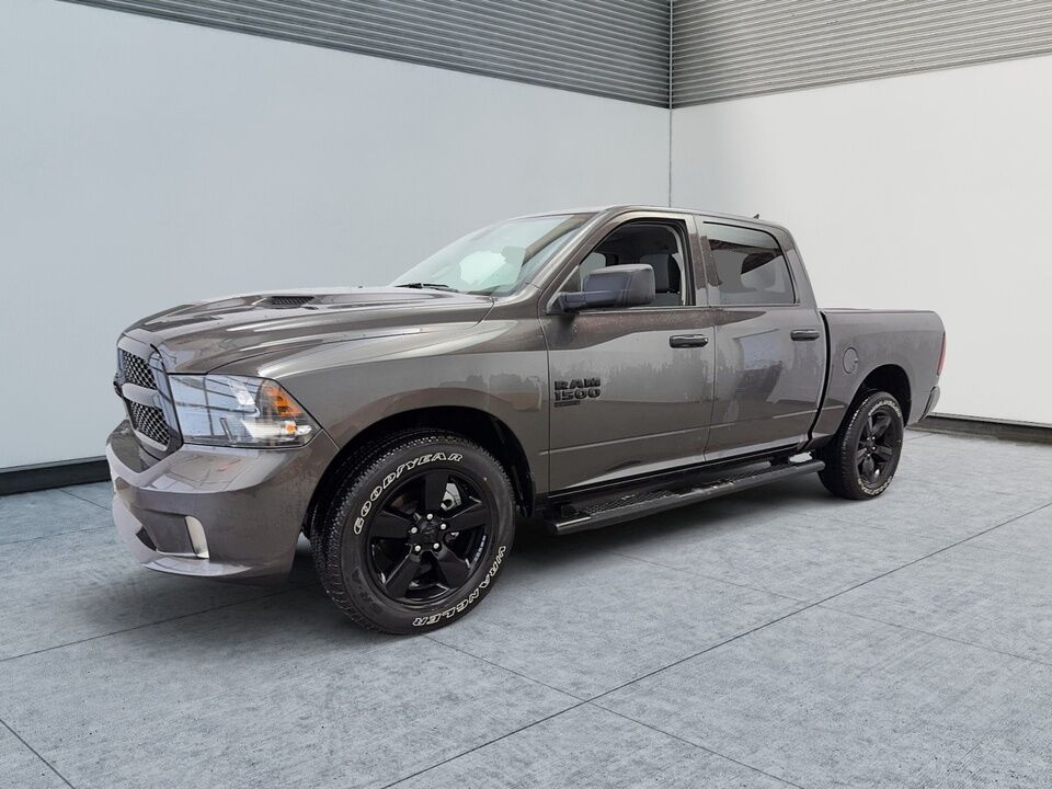 2023 Ram 1500 Classic  - Blainville Chrysler