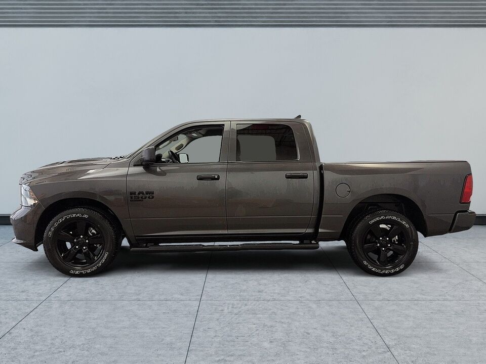 2023 Ram 1500 Classic  - Blainville Chrysler