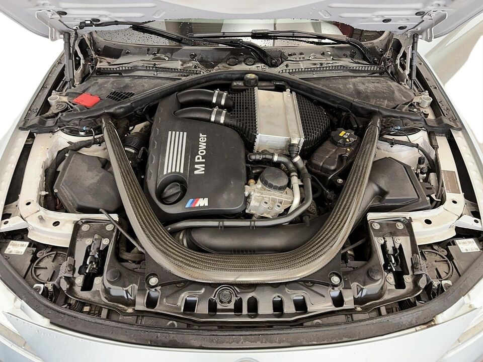 2015 BMW M4  - Desmeules Chrysler