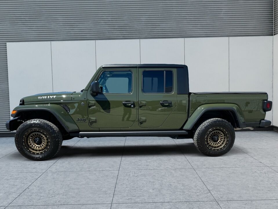 2023 Jeep Gladiator  - Blainville Chrysler