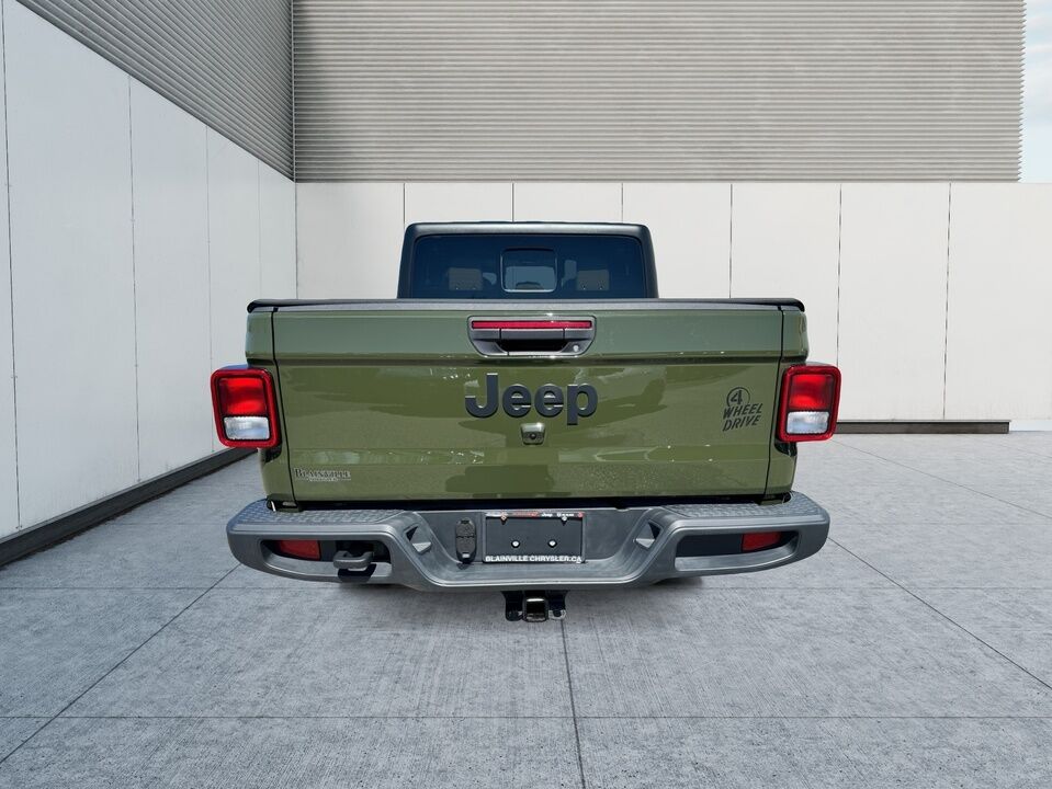 2023 Jeep Gladiator  - Blainville Chrysler