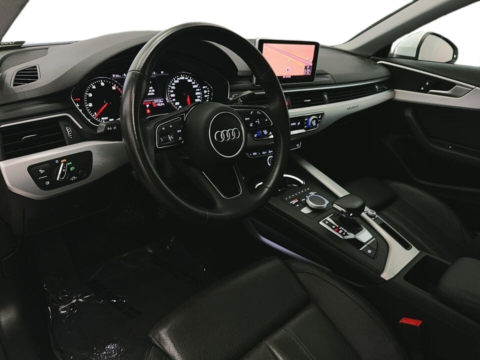 2017 Audi A4  - Desmeules Chrysler