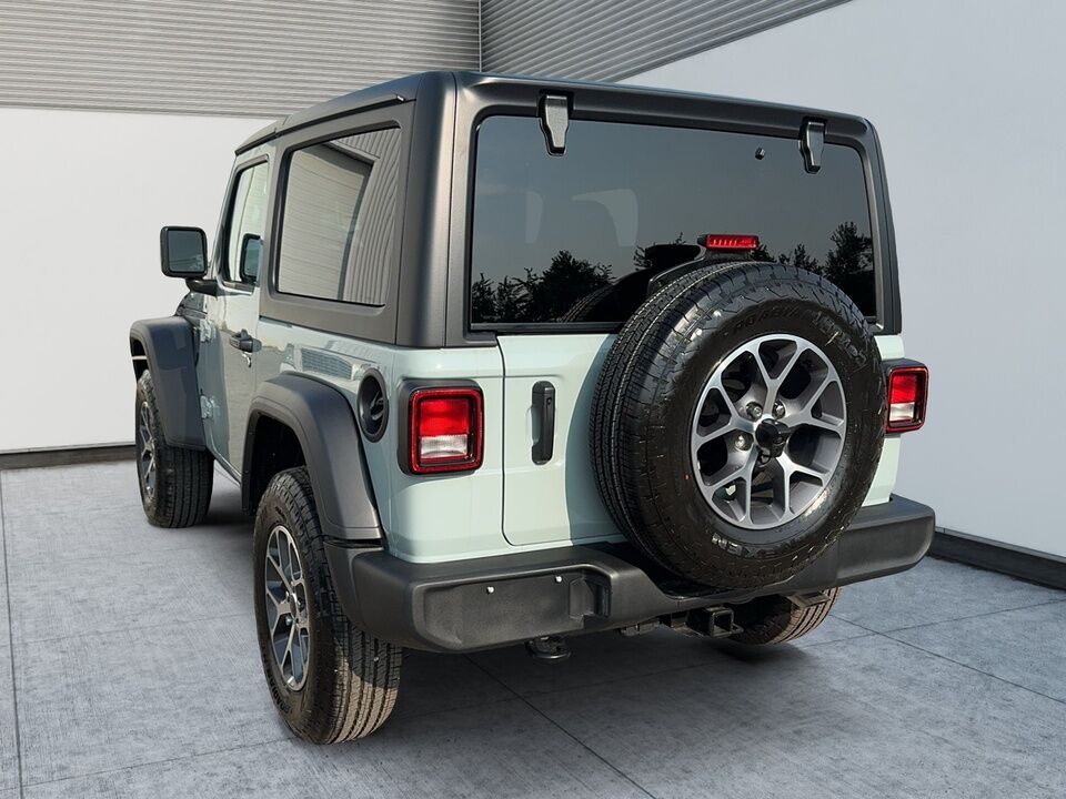 2024 Jeep Wrangler  - Desmeules Chrysler