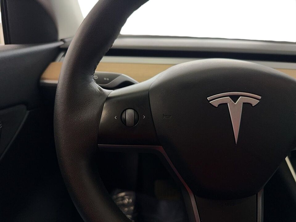 2021 Tesla Model Y  - Blainville Chrysler