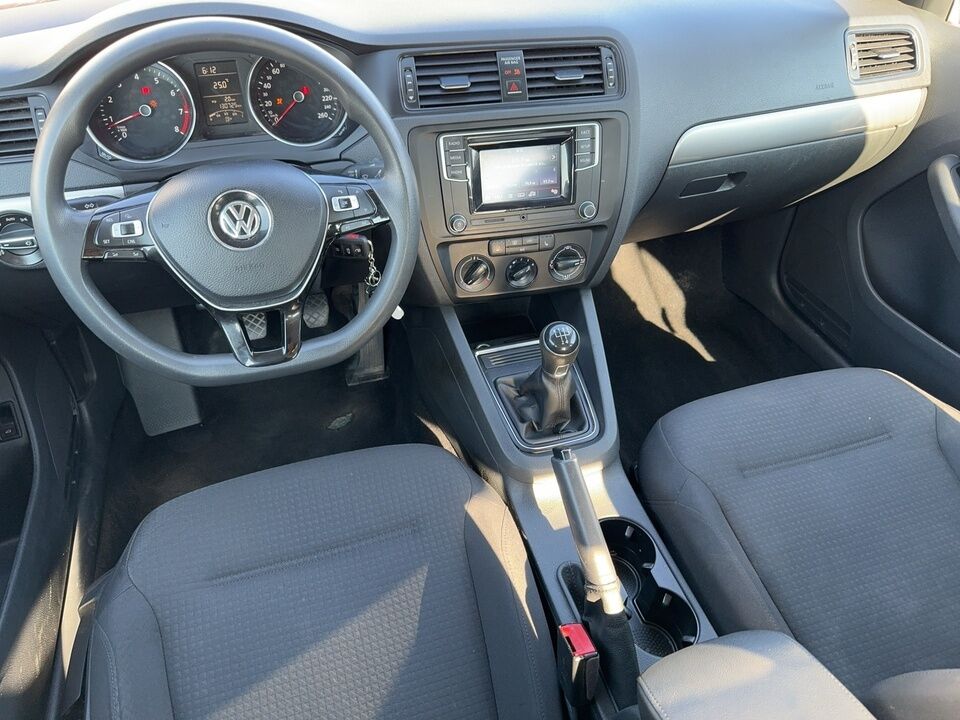 2017 Volkswagen Jetta  - Blainville Chrysler