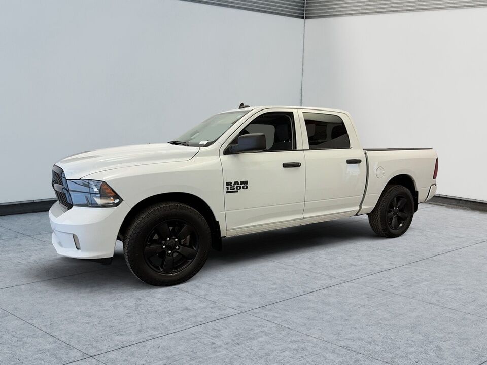 2022 Ram 1500 Classic  - Blainville Chrysler