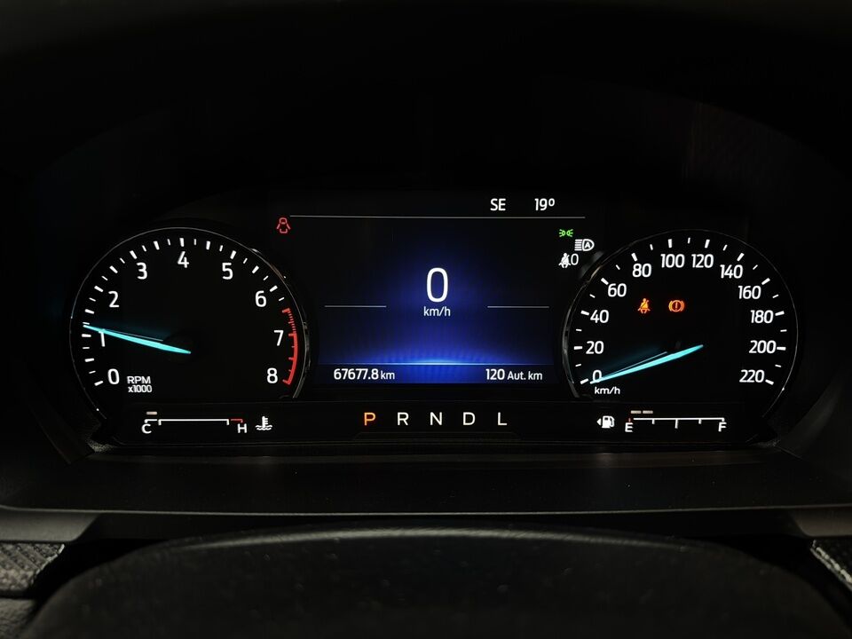 2023 Ford Explorer  - Desmeules Chrysler