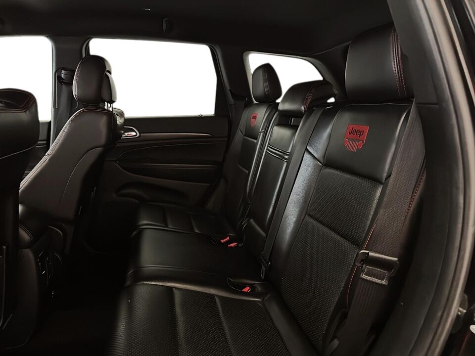 2018 Jeep Grand Cherokee  - Desmeules Chrysler