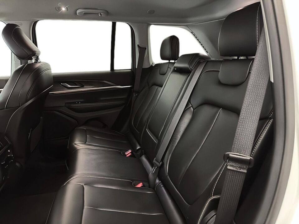 2023 Jeep Grand Cherokee  - Desmeules Chrysler