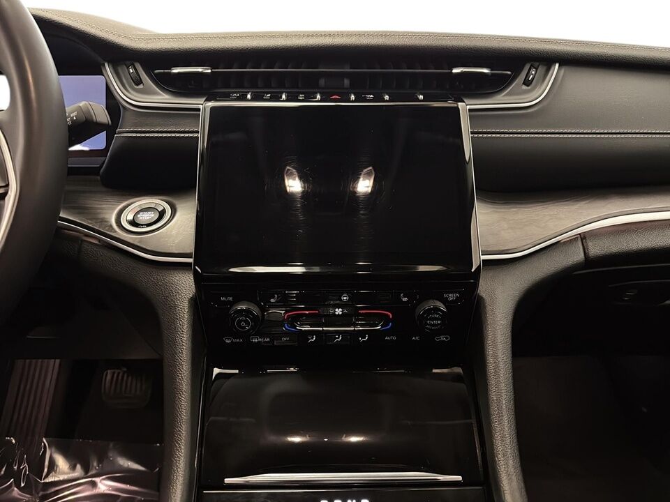 2023 Jeep Grand Cherokee  - Desmeules Chrysler