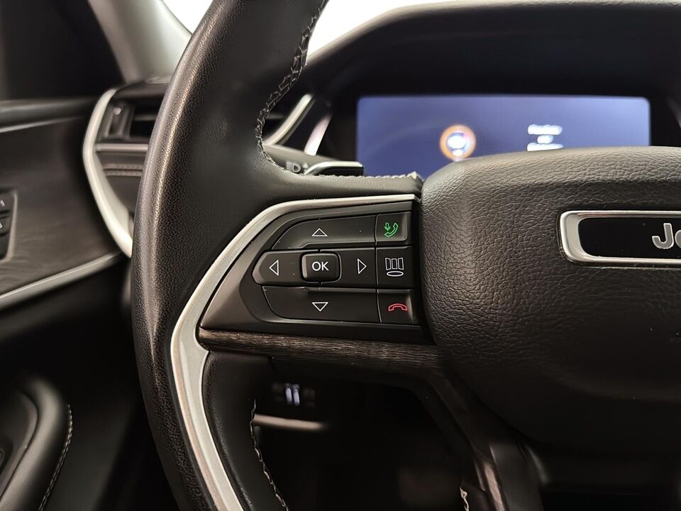 2023 Jeep Grand Cherokee  - Desmeules Chrysler