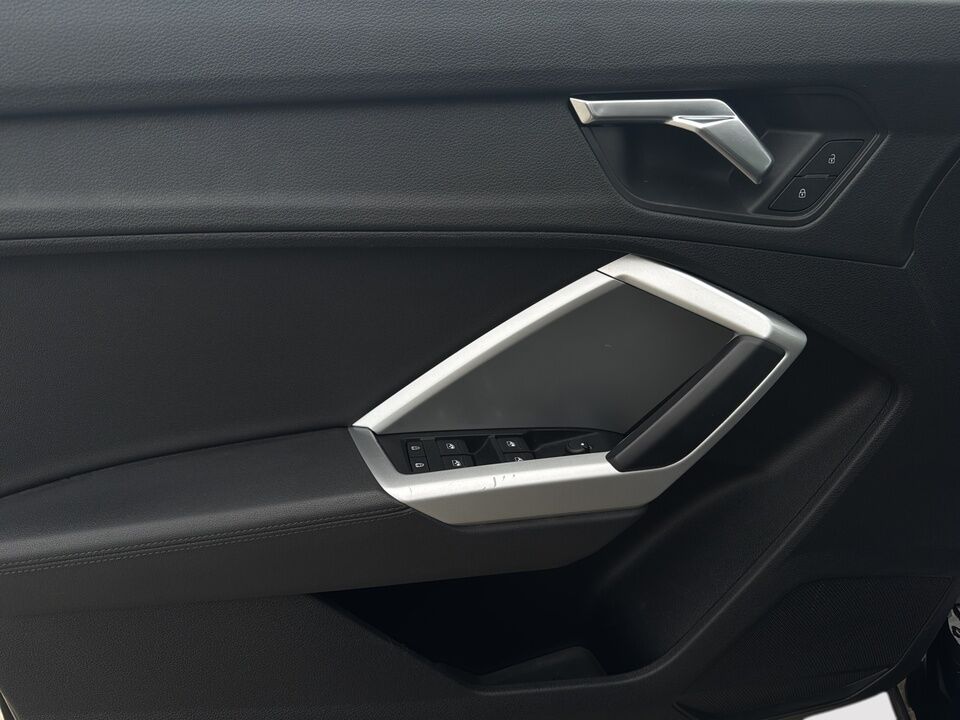 2021 Audi Q3  - Desmeules Chrysler