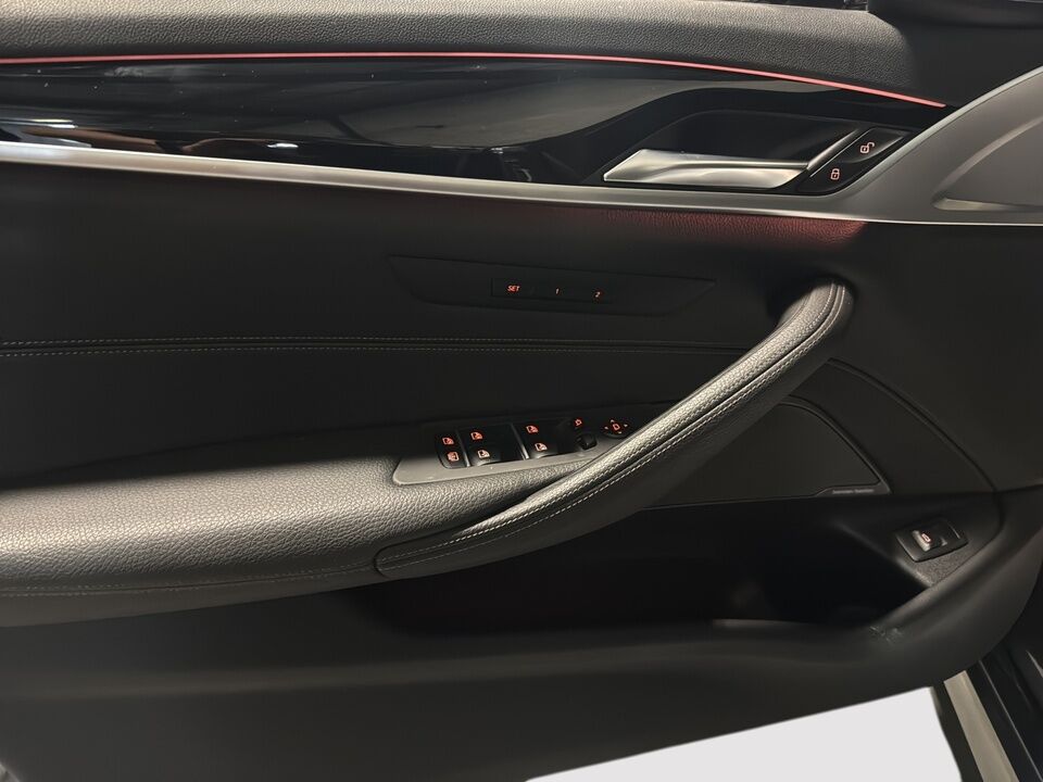 2019 BMW 5 Series  - Desmeules Chrysler
