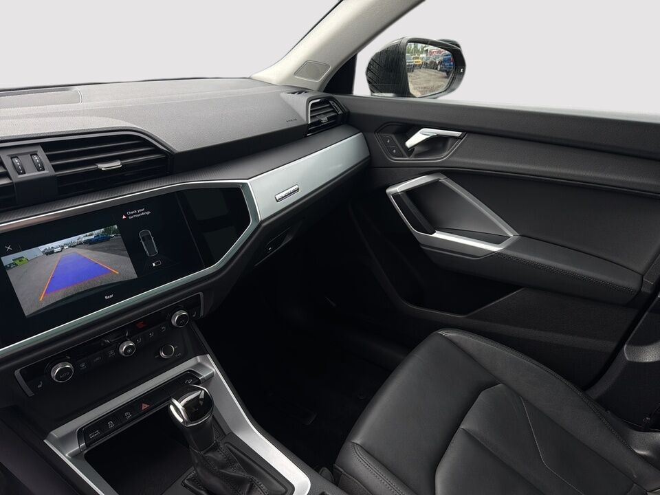 2021 Audi Q3  - Desmeules Chrysler