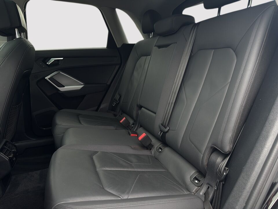 2021 Audi Q3  - Desmeules Chrysler