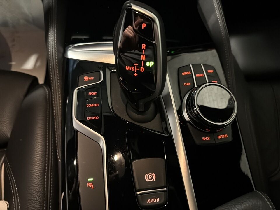 2019 BMW 5 Series  - Desmeules Chrysler