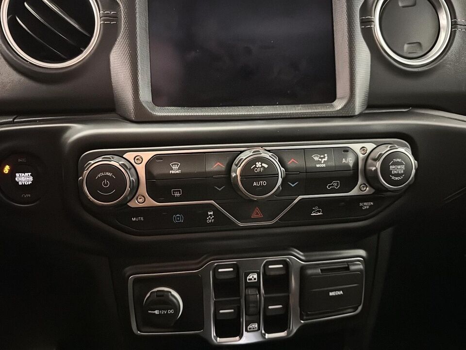 2022 Jeep Wrangler  - Desmeules Chrysler